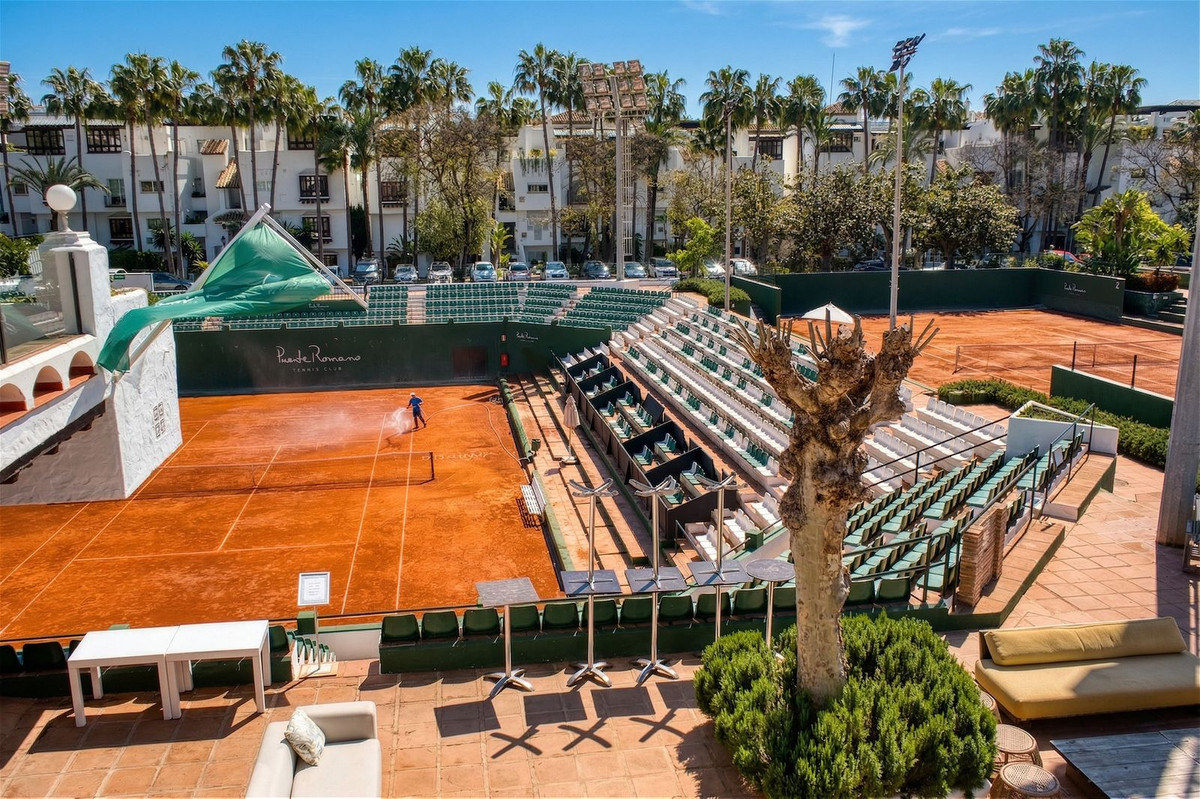 Appartement te koop in The Golden Mile | 1 slaapkamers H5353651