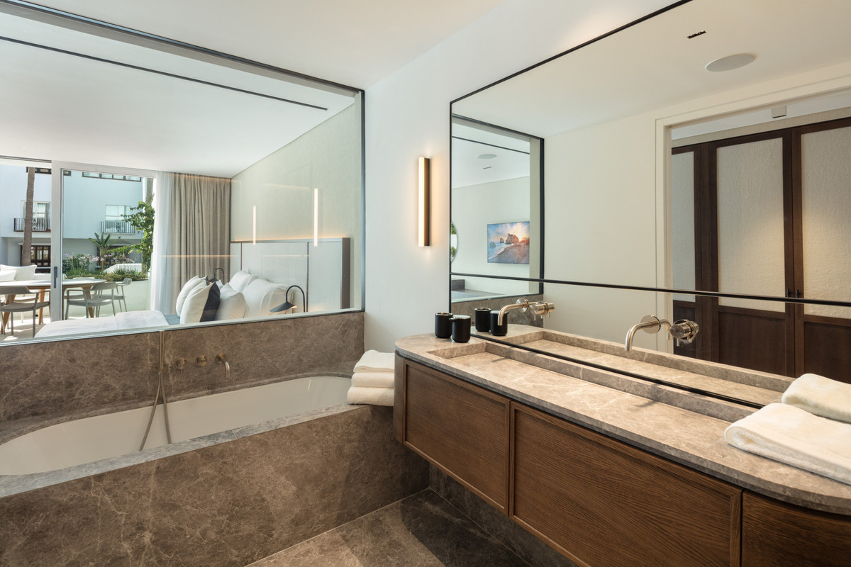 Appartement te koop in The Golden Mile | 3 slaapkamers H5353762