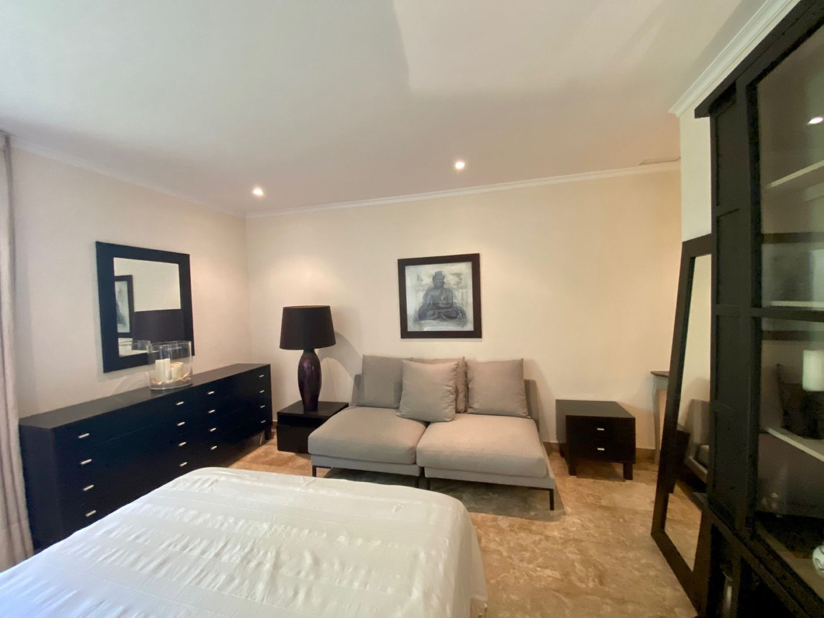 Appartement te koop in The Golden Mile | 3 slaapkamers H5359255