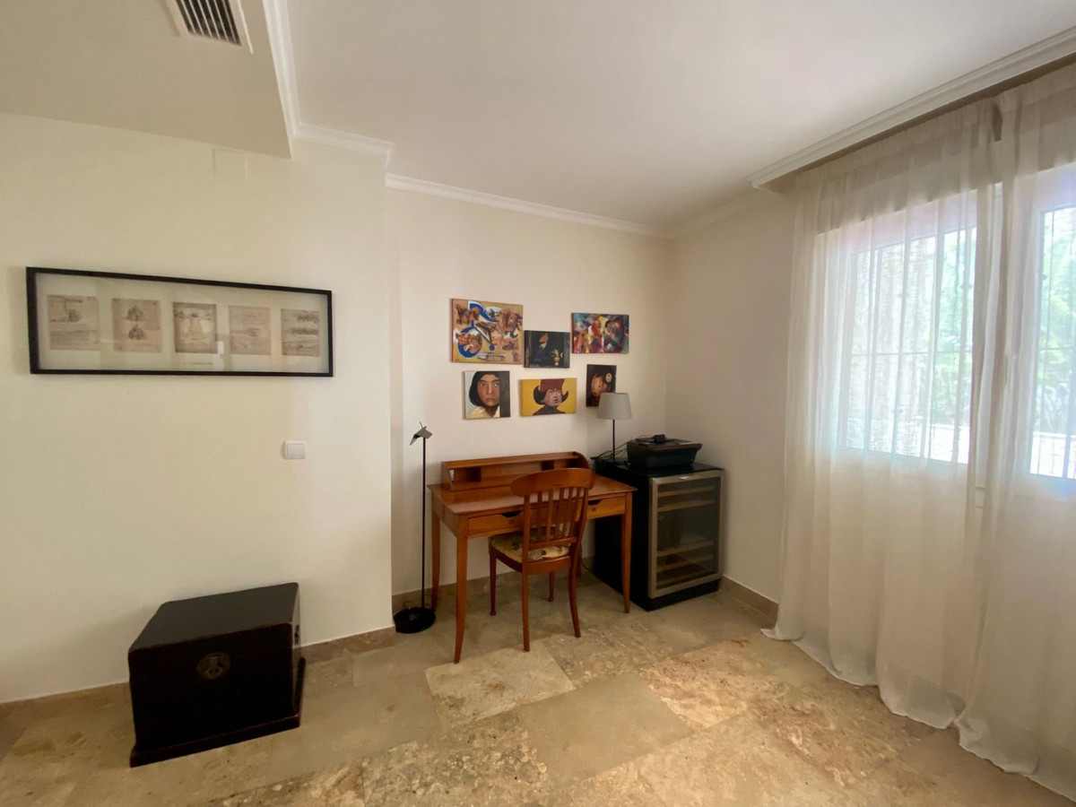 Appartement te koop in The Golden Mile | 3 slaapkamers H5359255