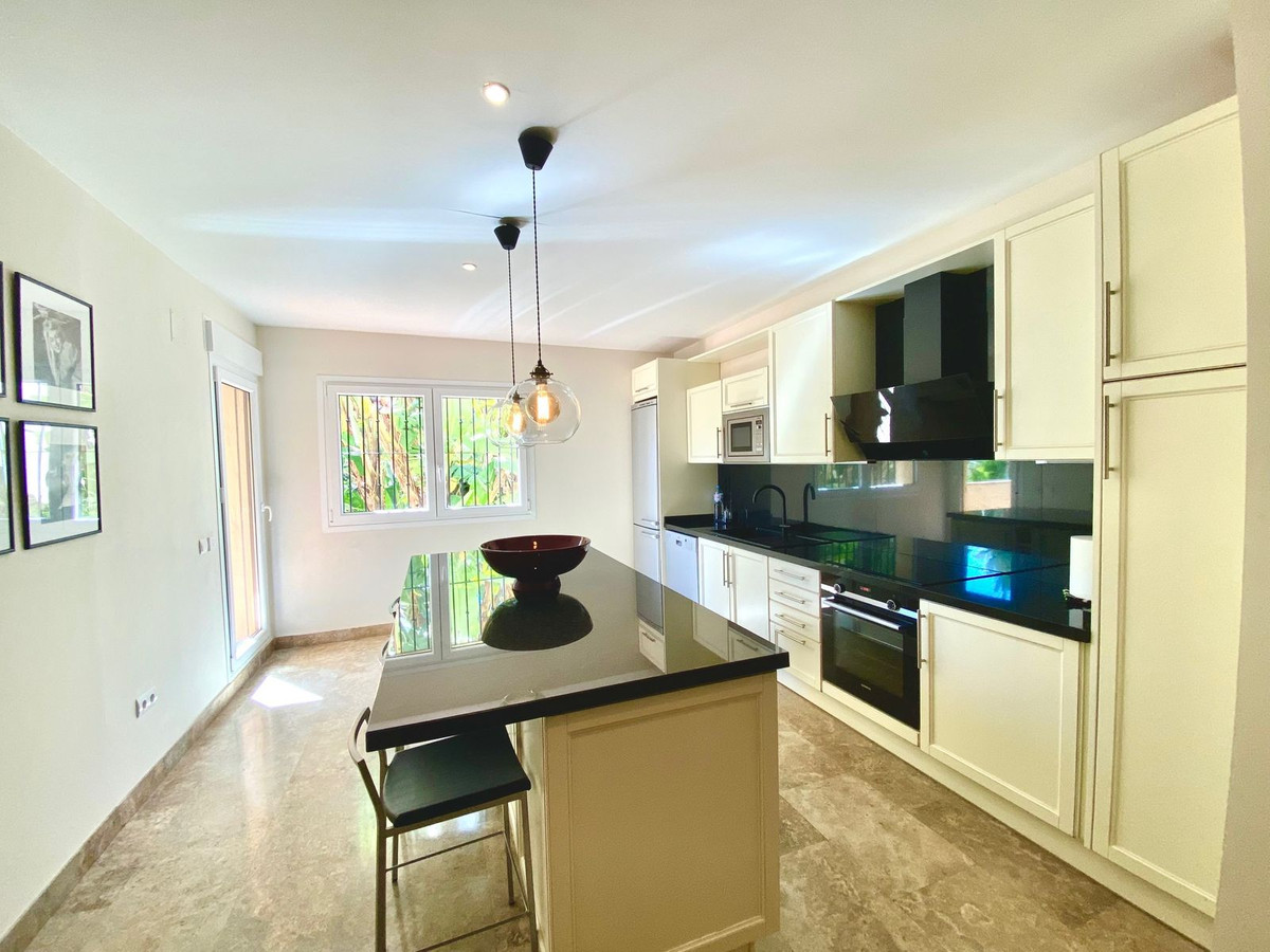 Appartement te koop in The Golden Mile | 3 slaapkamers H5359255