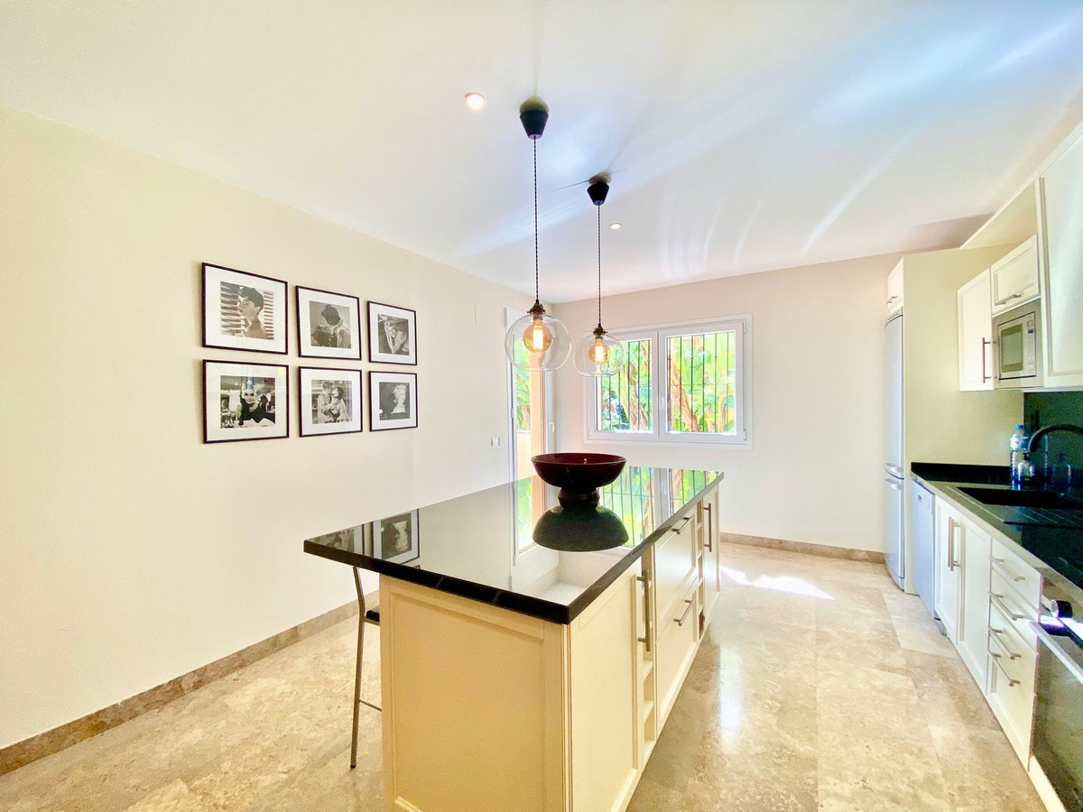 Appartement te koop in The Golden Mile | 3 slaapkamers H5359255