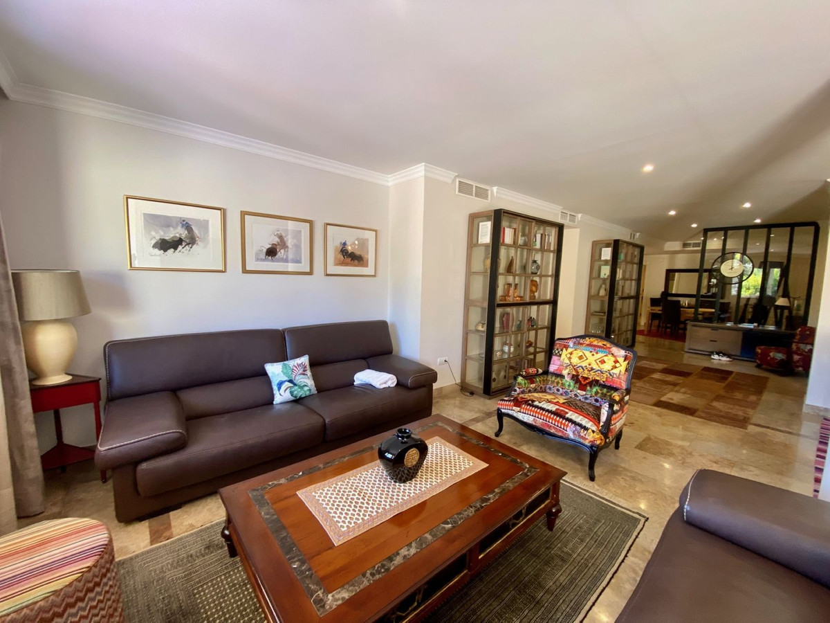 Appartement te koop in The Golden Mile | 3 slaapkamers H5359255