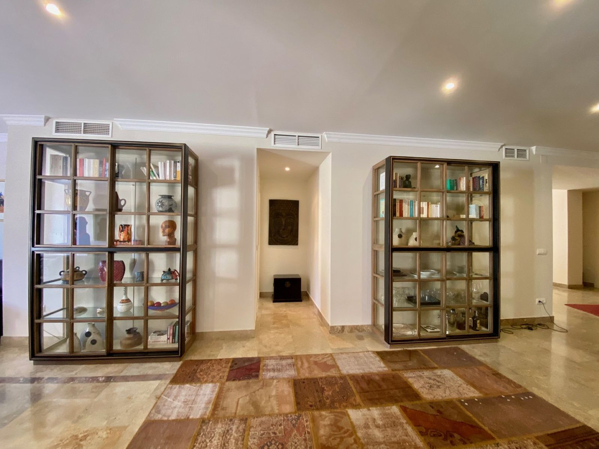Appartement te koop in The Golden Mile | 3 slaapkamers H5359255