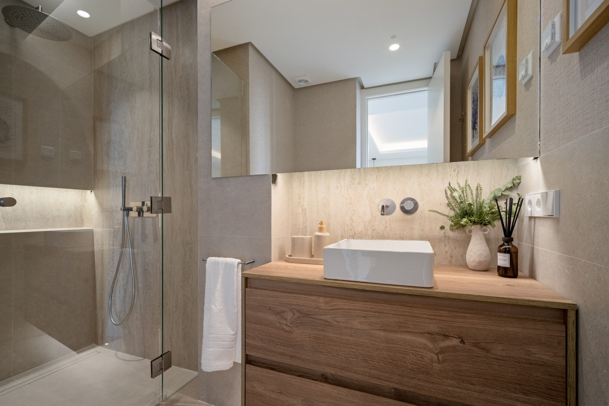 Property main view 44