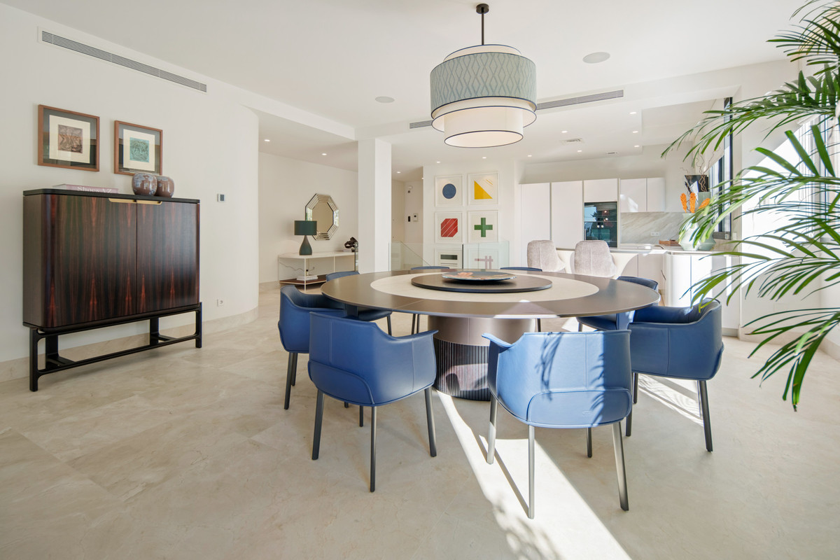 Appartement te koop in The Golden Mile | 4 slaapkamers H5365438