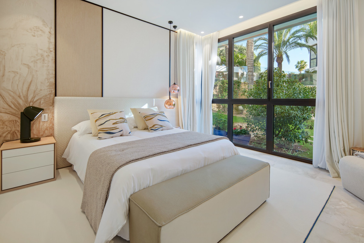 Appartement te koop in The Golden Mile | 4 slaapkamers H5365438