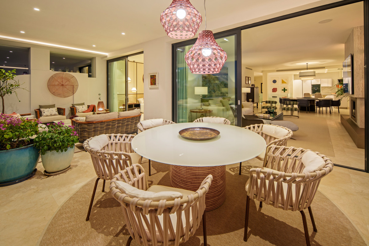 Appartement te koop in The Golden Mile | 4 slaapkamers H5365438