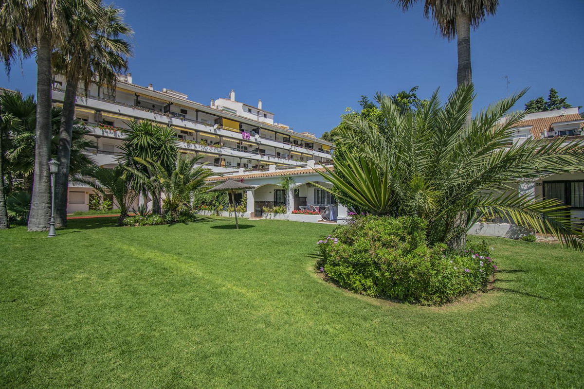 Appartement te koop in The Golden Mile | 1 slaapkamers H5369134