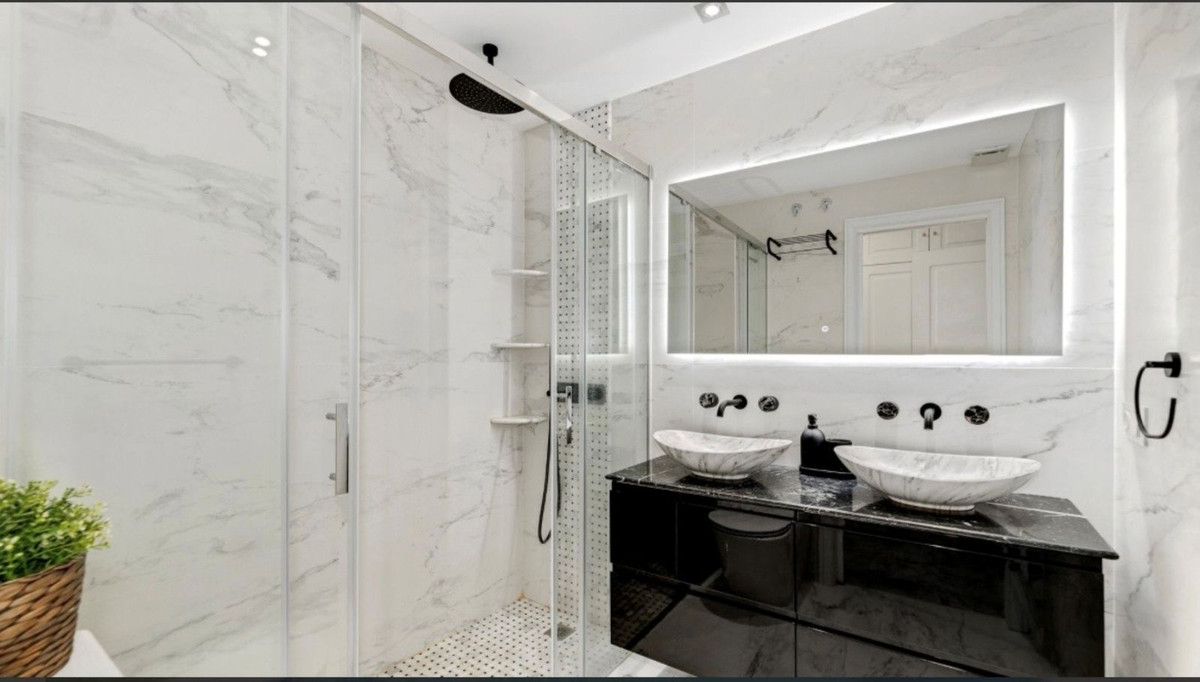 Appartement te koop in The Golden Mile | 2 slaapkamers H5370211