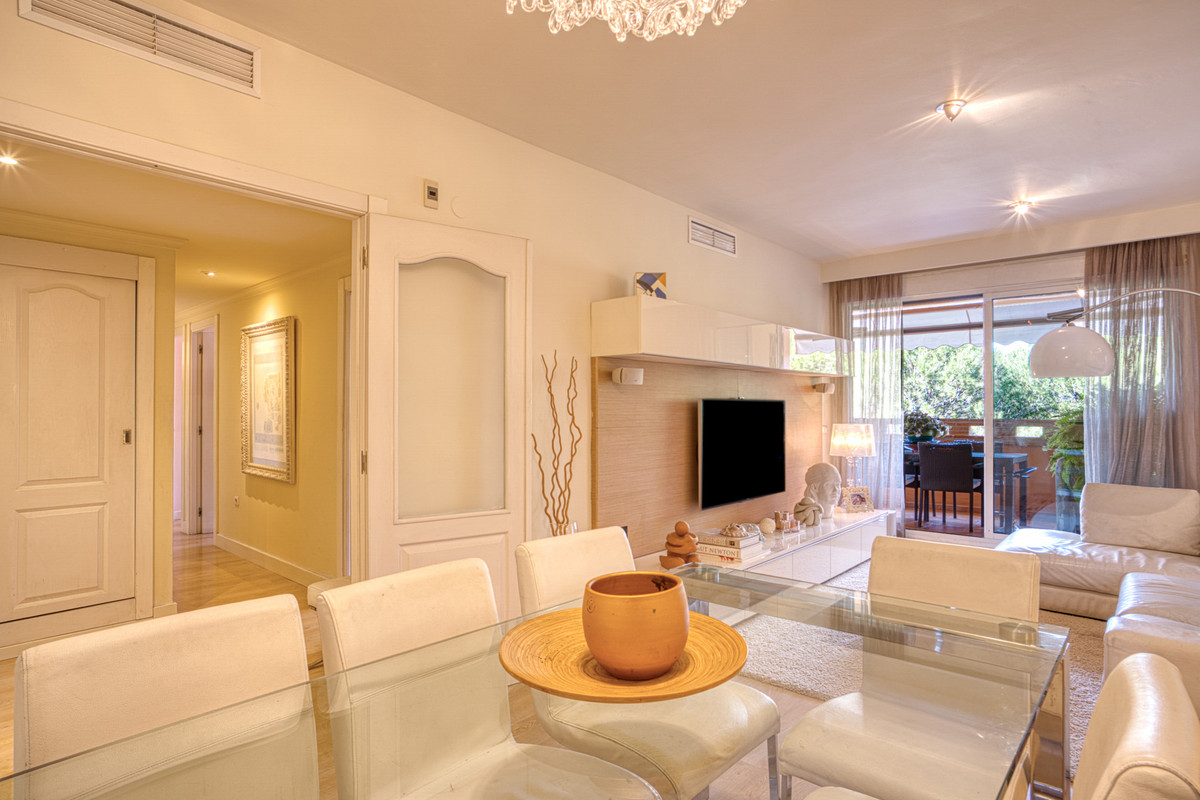 Appartement te koop in The Golden Mile | 3 slaapkamers H5370430