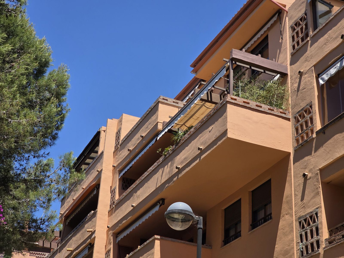 Appartement te koop in The Golden Mile | 3 slaapkamers H5371831