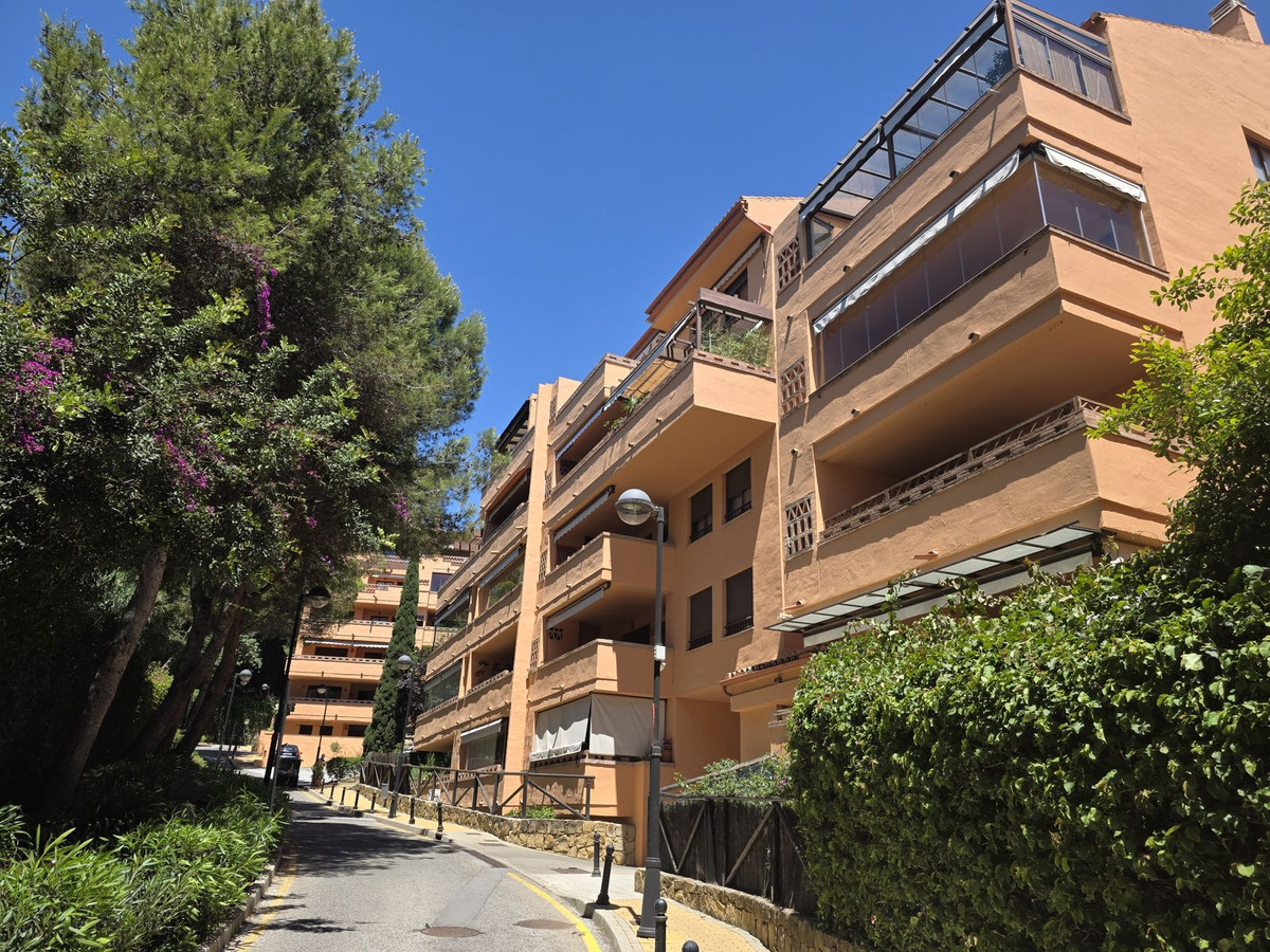 Appartement te koop in The Golden Mile | 3 slaapkamers H5371831