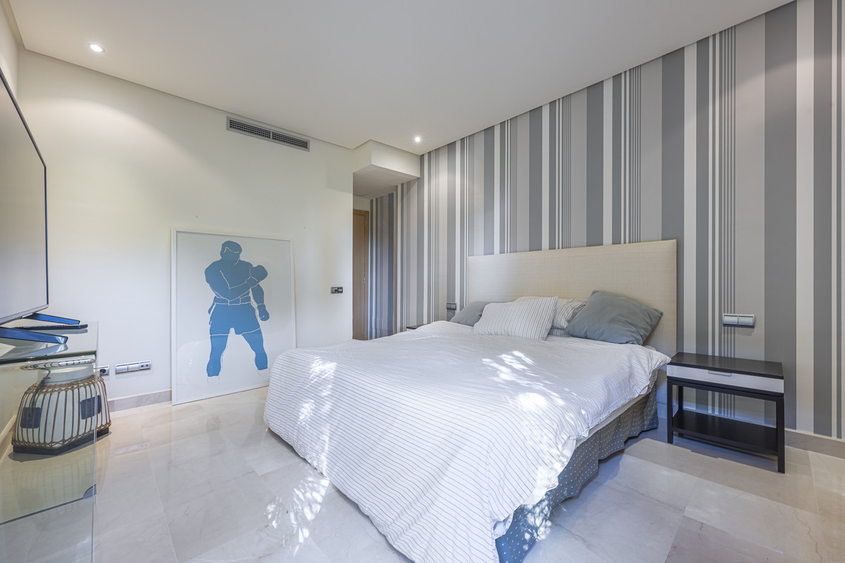 Appartement te koop in The Golden Mile | 3 slaapkamers H5372035