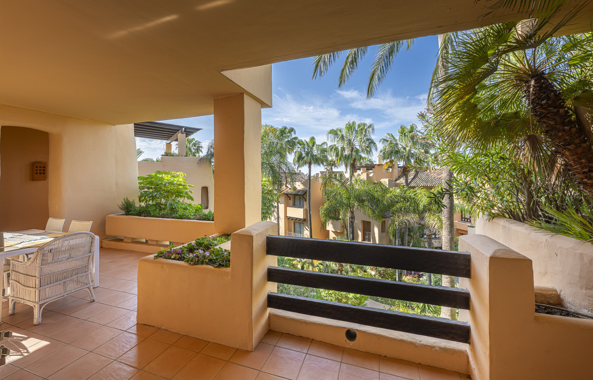 Appartement te koop in The Golden Mile | 3 slaapkamers H5372035