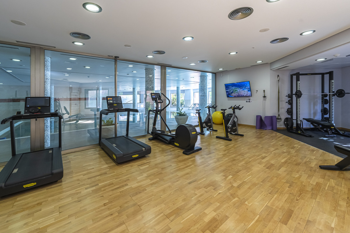 Appartement te koop in The Golden Mile | 3 slaapkamers H5372035