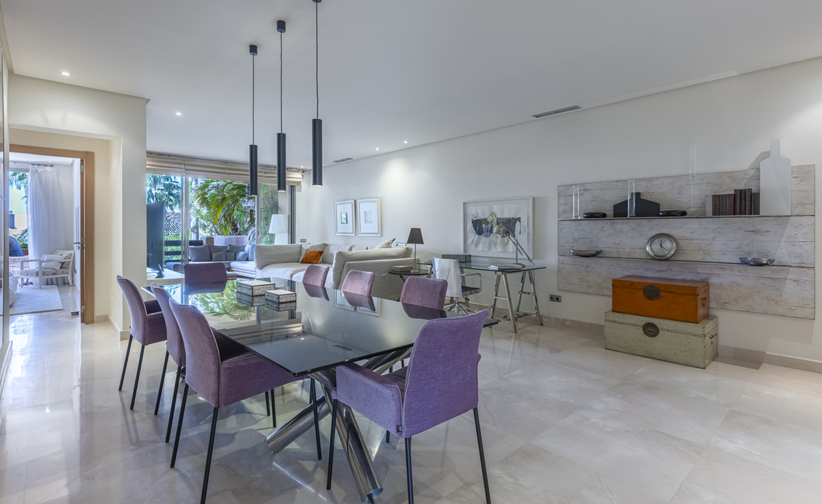 Appartement te koop in The Golden Mile | 3 slaapkamers H5372035
