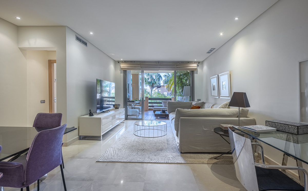 Appartement te koop in The Golden Mile | 3 slaapkamers H5372035