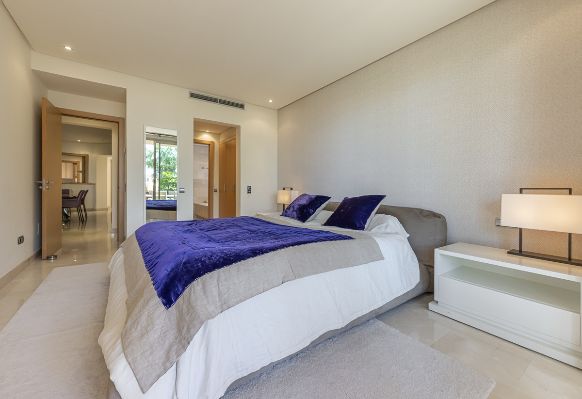 Appartement te koop in The Golden Mile | 3 slaapkamers H5372035