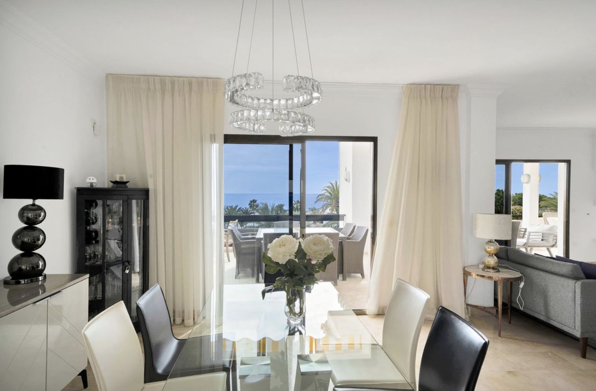 Appartement te koop in The Golden Mile | 3 slaapkamers H5374069