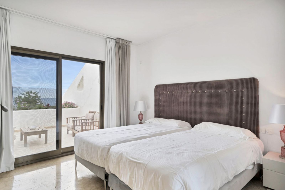 Appartement te koop in The Golden Mile | 3 slaapkamers H5374069