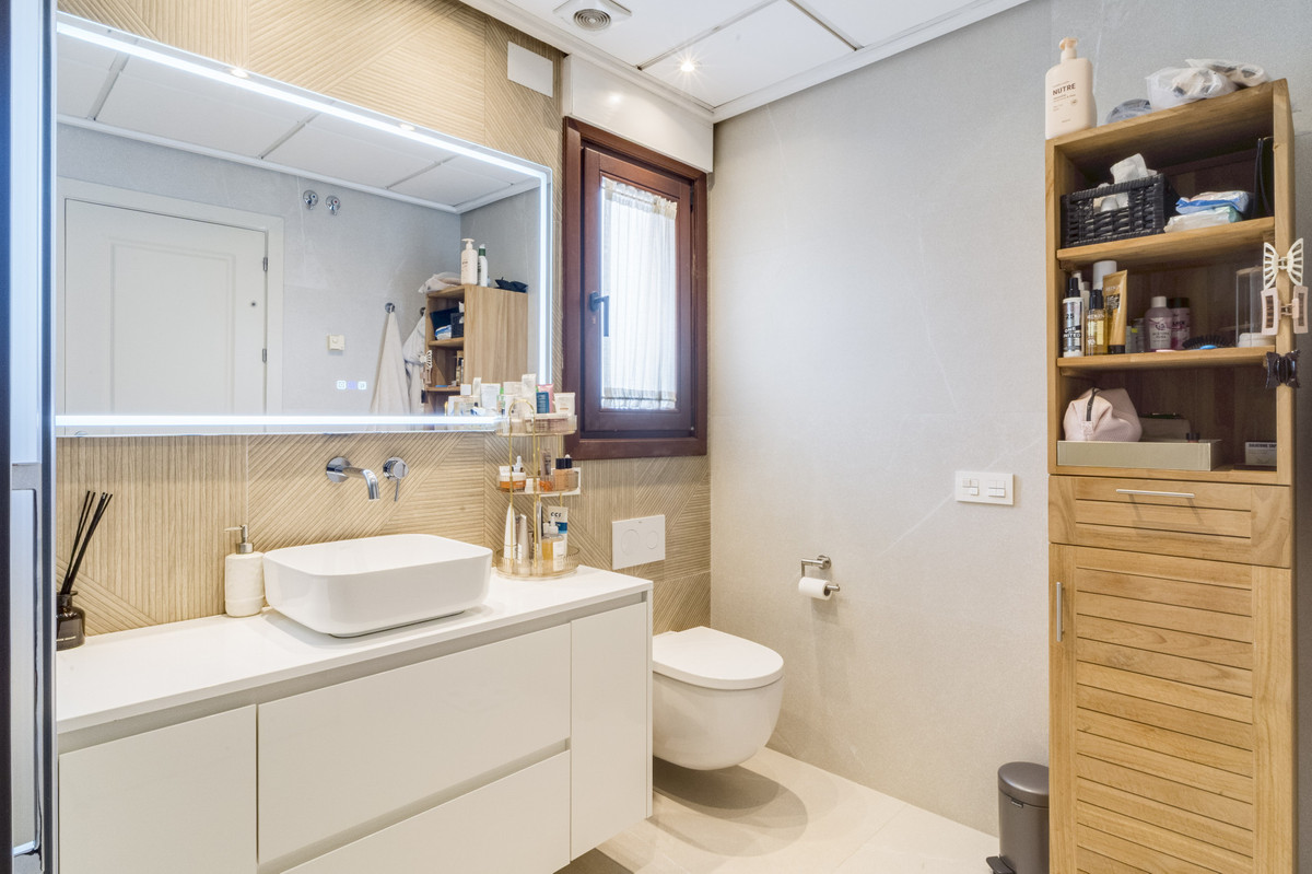Appartement te koop in The Golden Mile | 3 slaapkamers H5378101