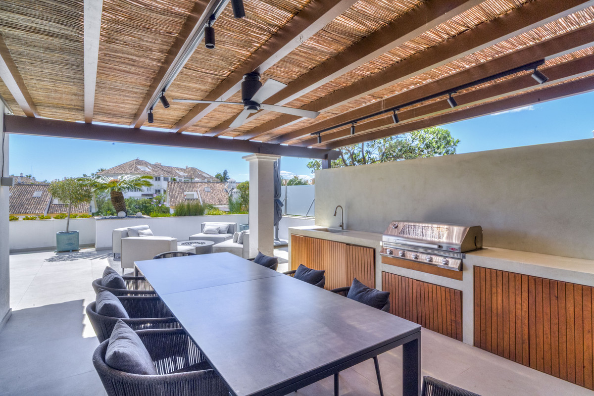 Appartement te koop in The Golden Mile | 3 slaapkamers H5378101