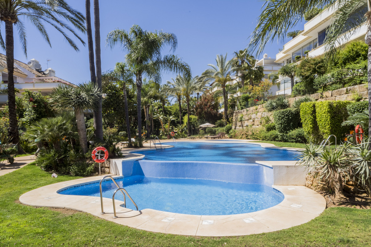 Appartement te koop in The Golden Mile | 3 slaapkamers H5378101