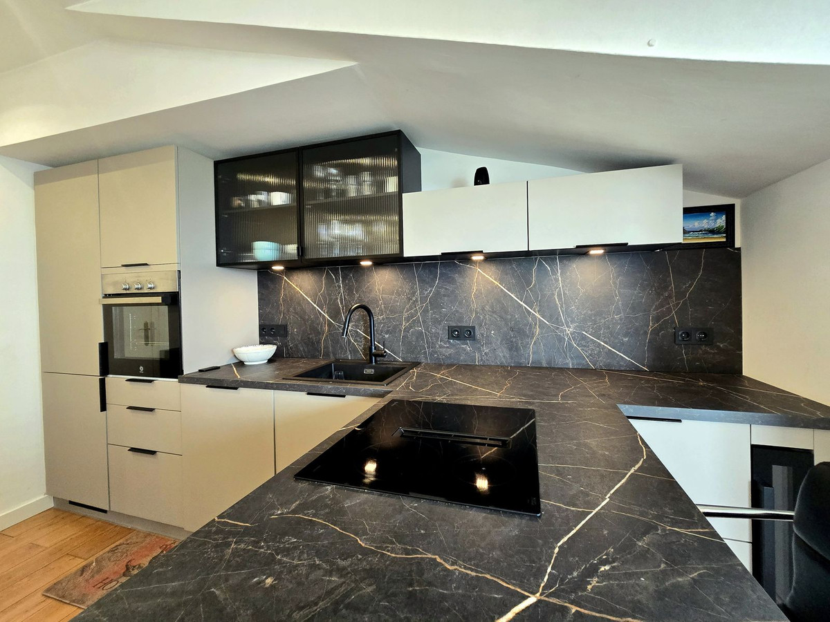 Appartement te koop in The Golden Mile | 1 slaapkamers H5378989