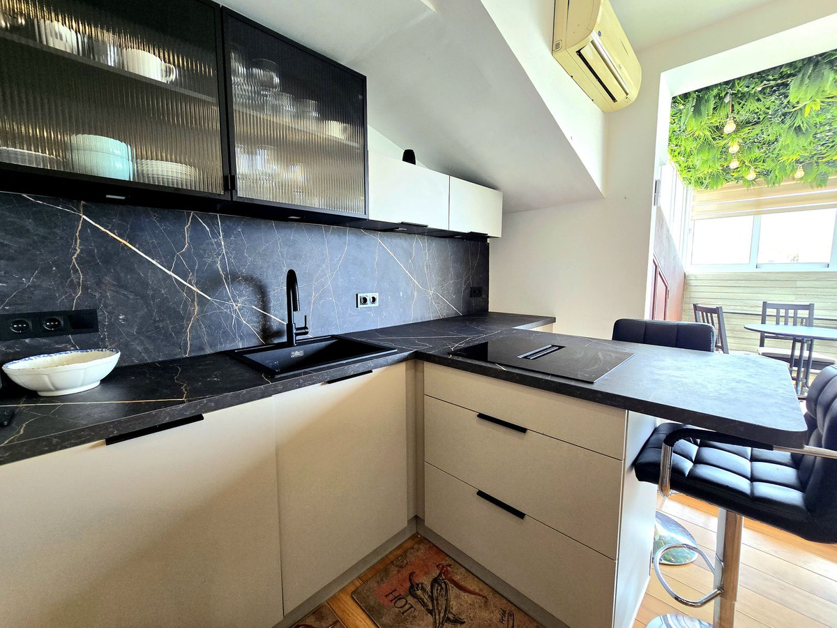 Appartement te koop in The Golden Mile | 1 slaapkamers H5378989