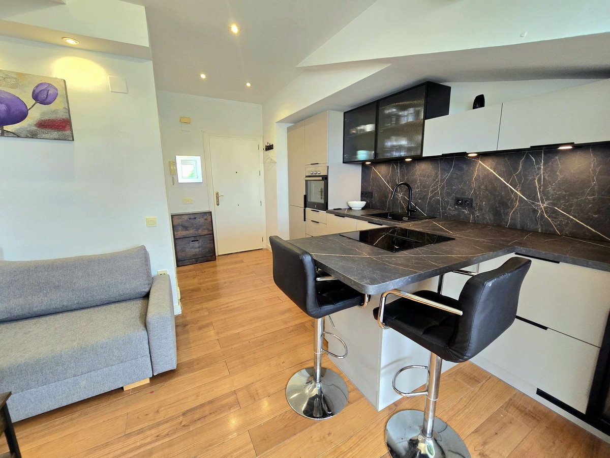 Appartement te koop in The Golden Mile | 1 slaapkamers H5378989