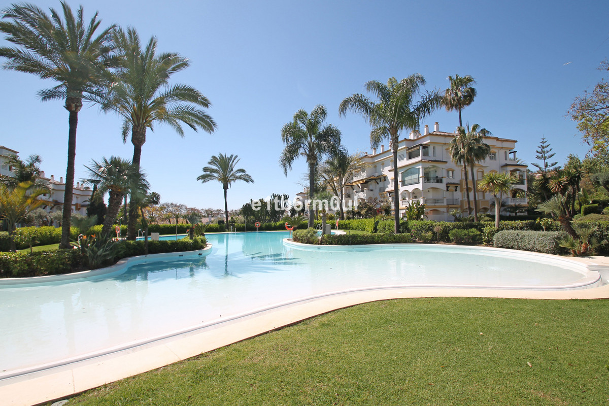 Appartement te koop in The Golden Mile | 2 slaapkamers H5384005