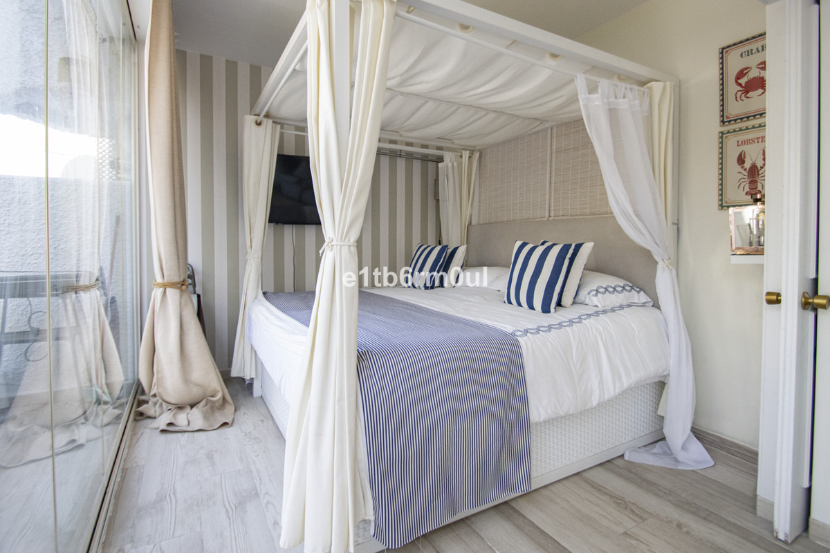 Appartement te koop in The Golden Mile | 1 slaapkamers H5389318
