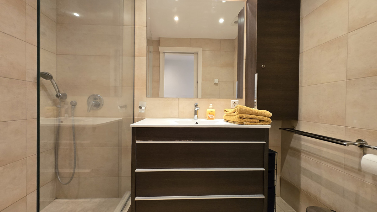 Appartement te koop in The Golden Mile | 2 slaapkamers H5389393