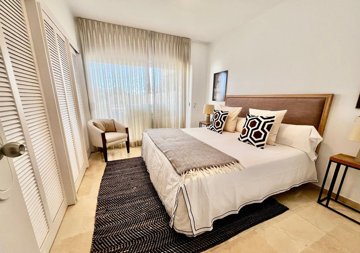 Huis te koop in The Golden Mile | 2 slaapkamers H5395126
