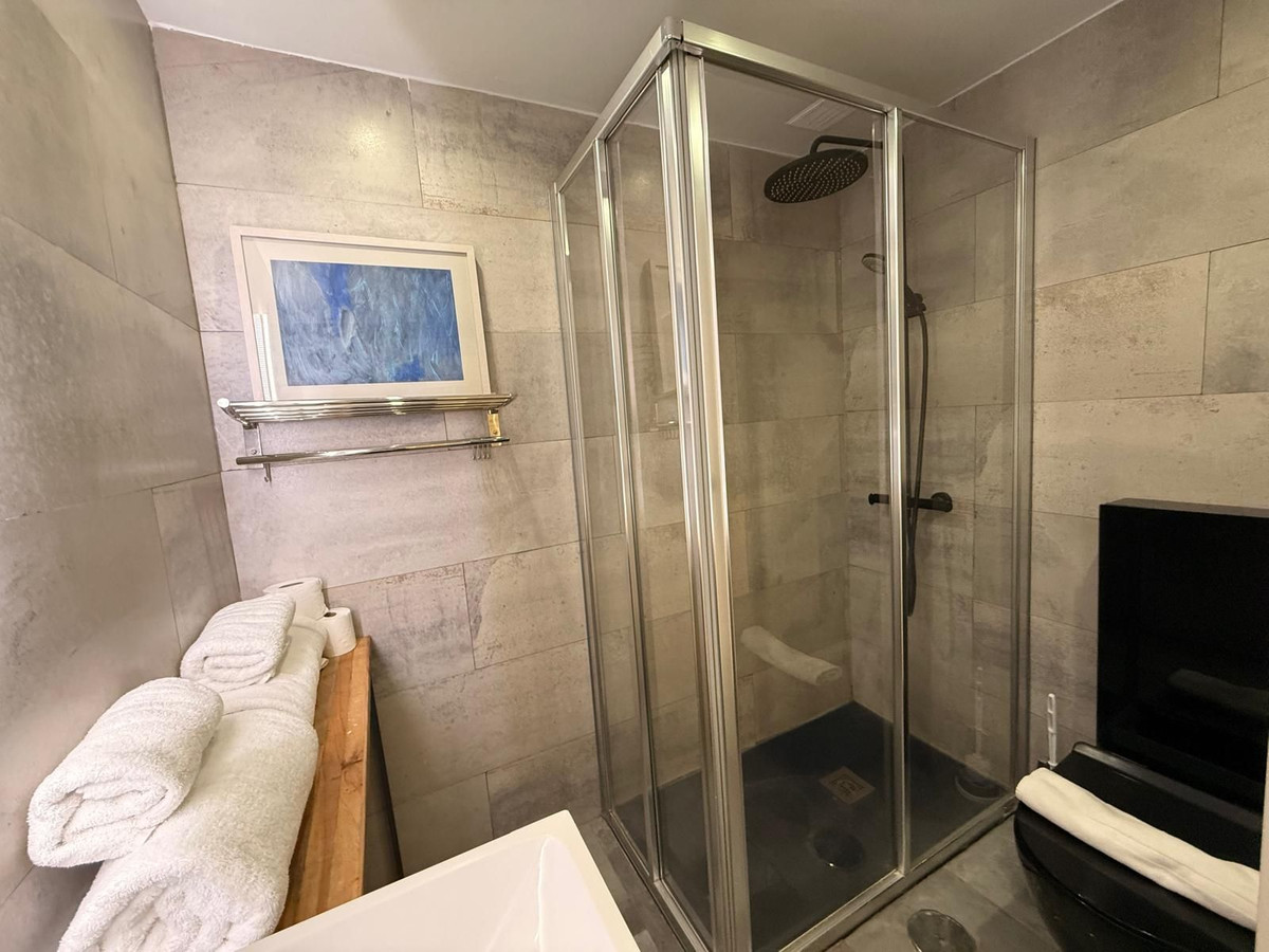 Huis te koop in The Golden Mile | 2 slaapkamers H5395126