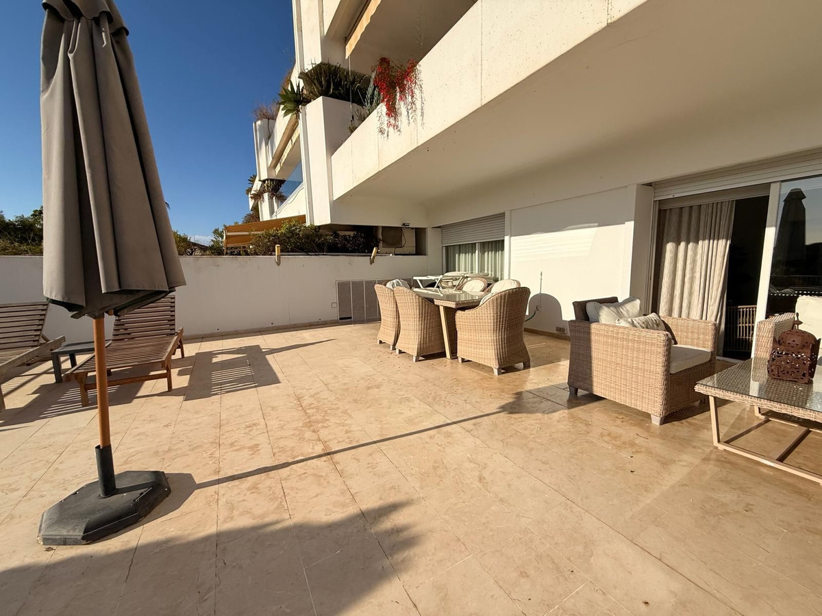 Huis te koop in The Golden Mile | 2 slaapkamers H5395126