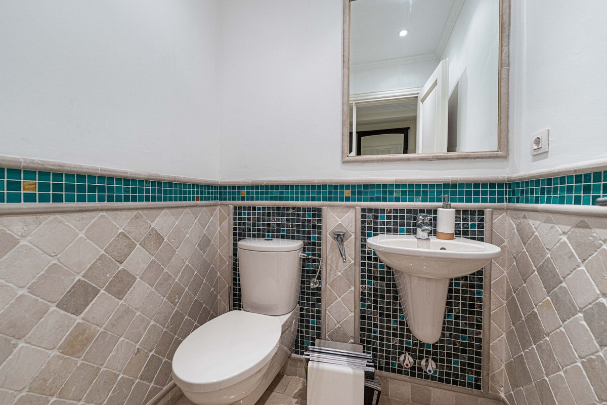 Appartement te koop in The Golden Mile | 3 slaapkamers H5395165