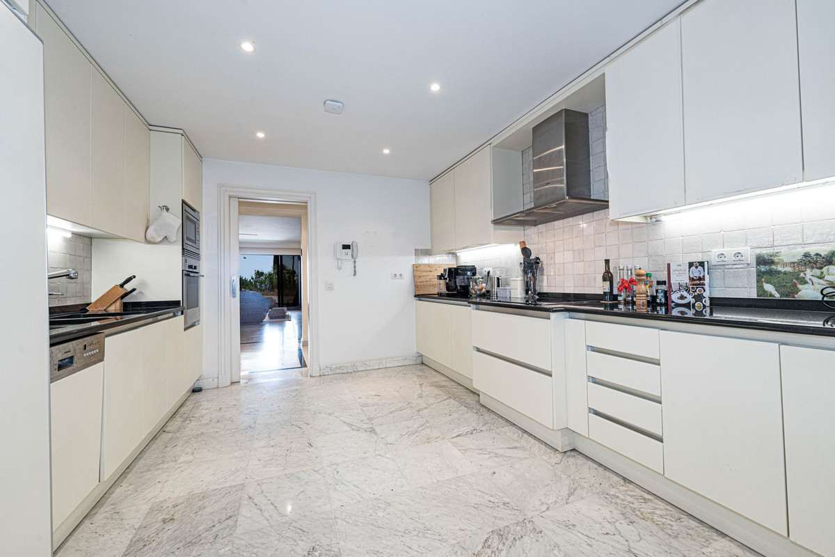 Appartement te koop in The Golden Mile | 3 slaapkamers H5395165