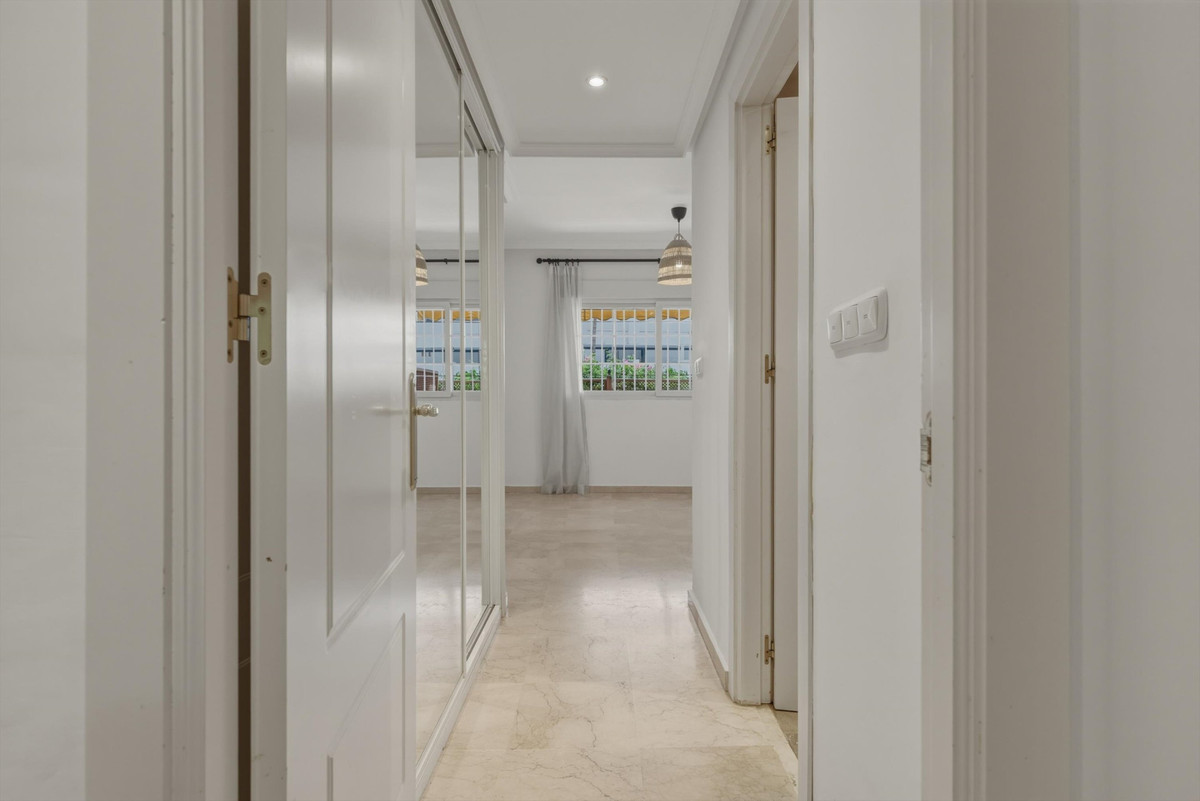 Appartement te koop in The Golden Mile | 2 slaapkamers H5396875