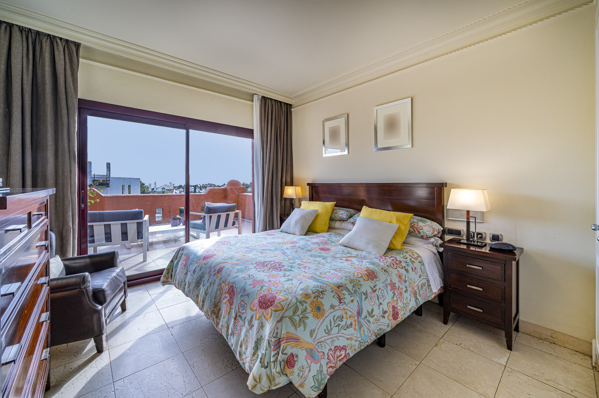 Appartement te koop in The Golden Mile | 4 slaapkamers H5400340