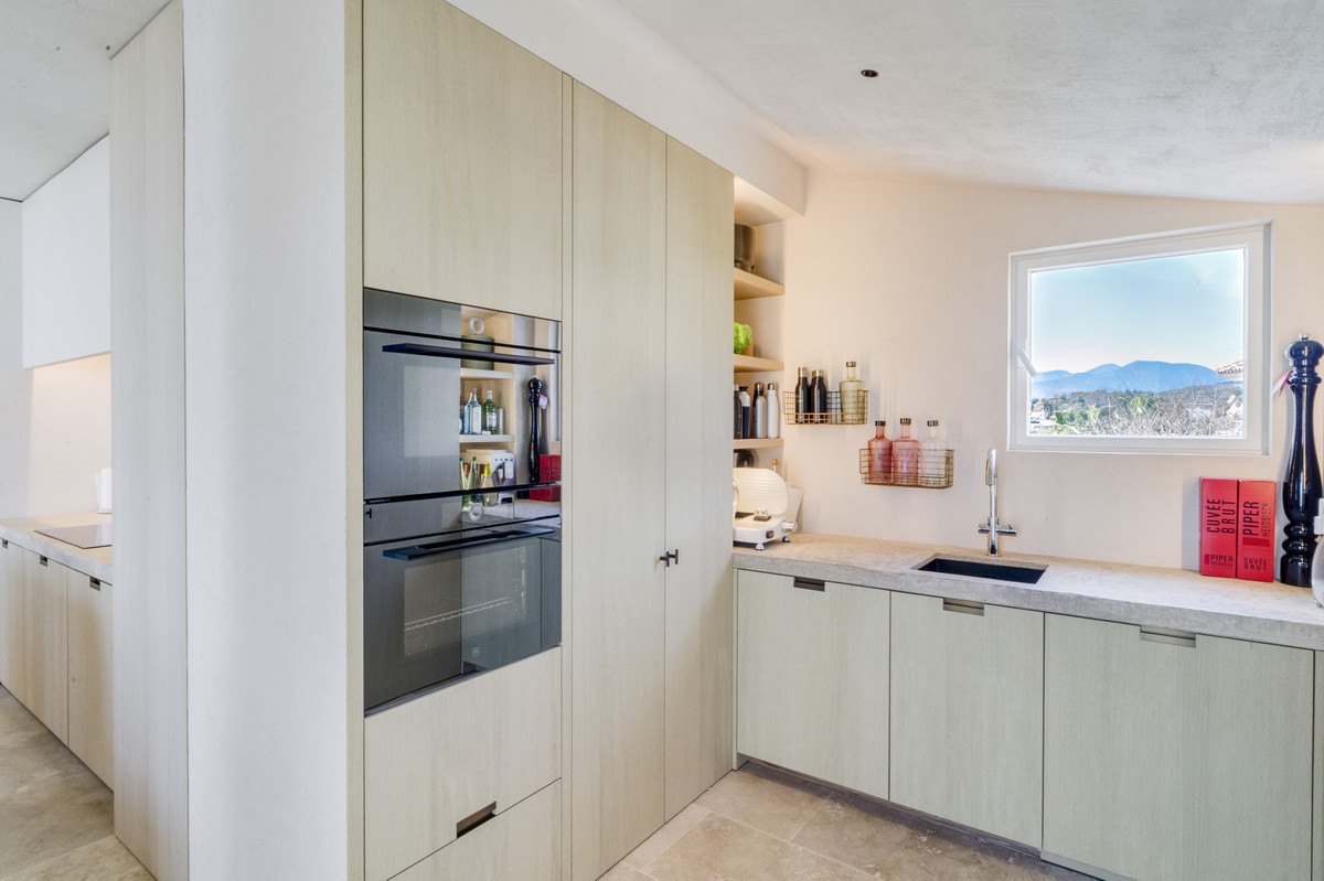 Appartement te koop in The Golden Mile | 5 slaapkamers H5401402