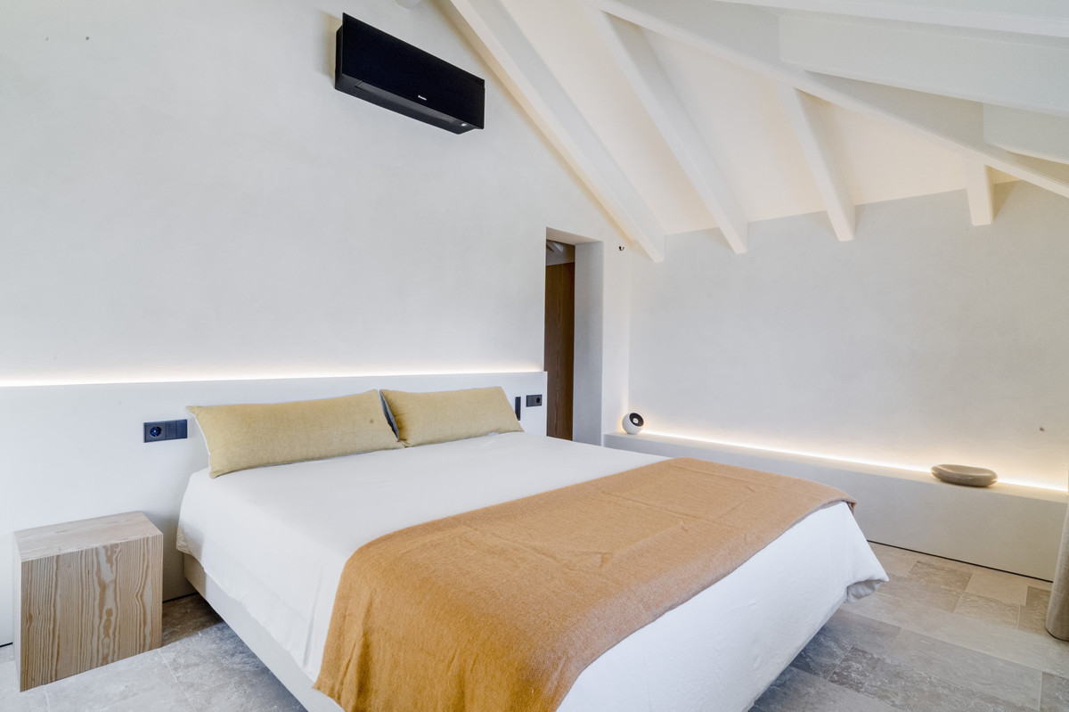 Appartement te koop in The Golden Mile | 5 slaapkamers H5401402