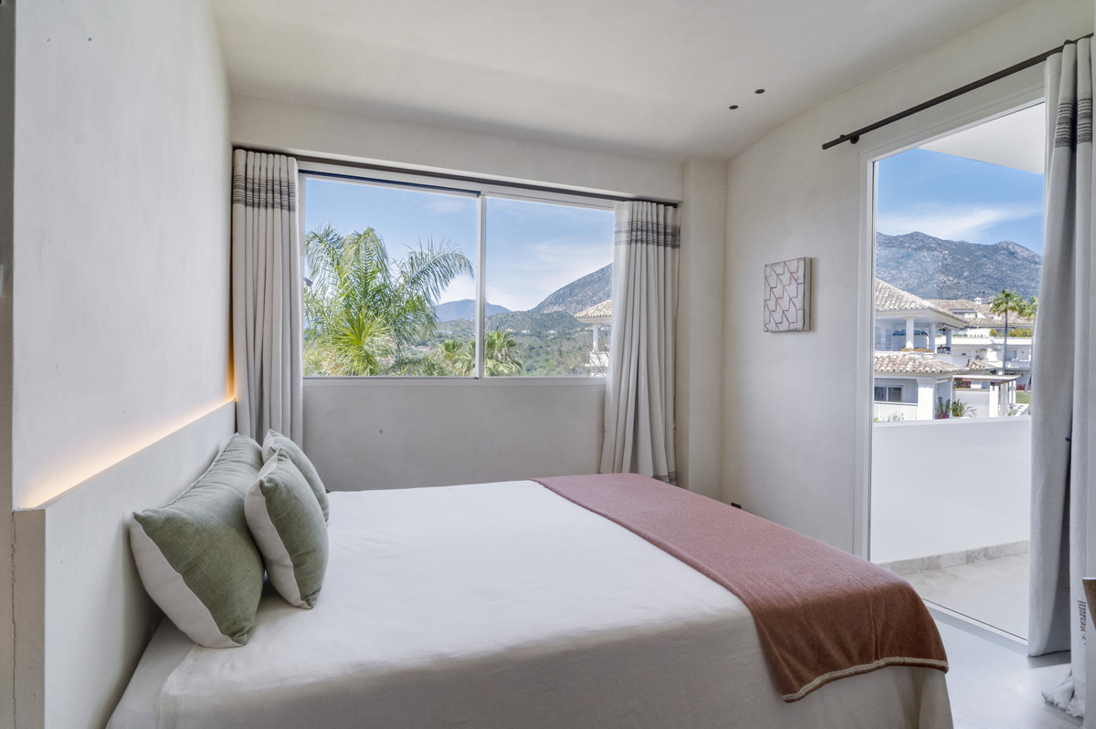 Appartement te koop in The Golden Mile | 5 slaapkamers H5401402