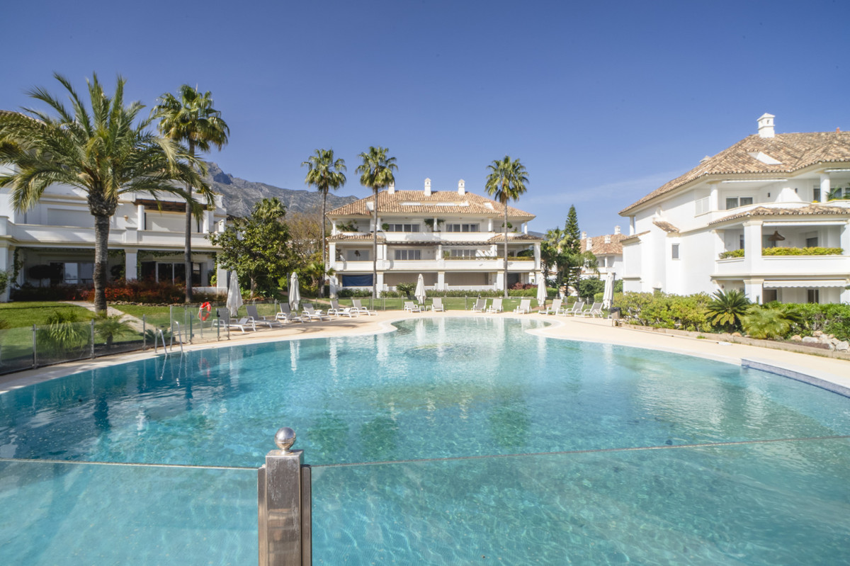 Appartement te koop in The Golden Mile | 5 slaapkamers H5401402