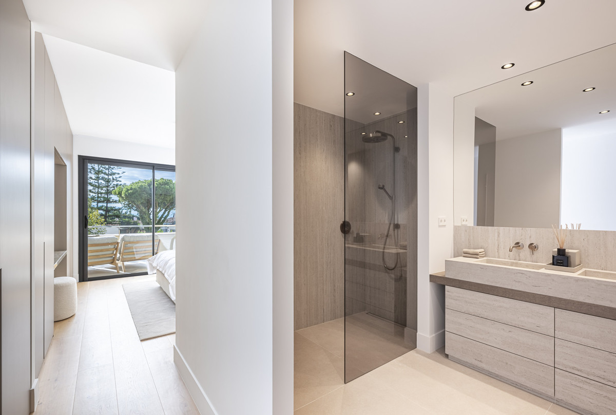 Appartement te koop in The Golden Mile | 3 slaapkamers H5410705
