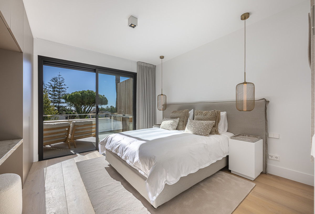 Appartement te koop in The Golden Mile | 3 slaapkamers H5410705