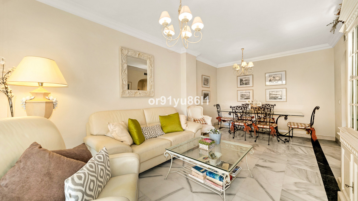 Appartement te koop in The Golden Mile | 2 slaapkamers H5411851