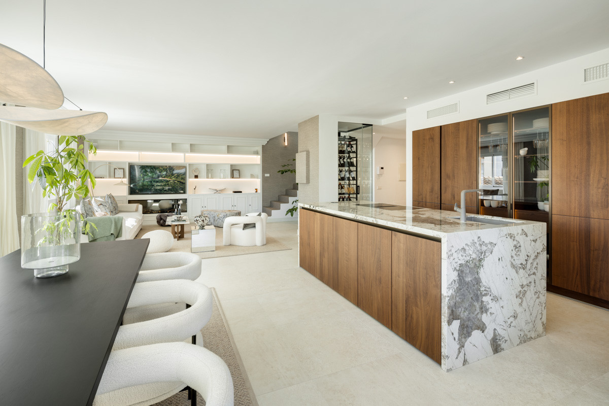 Appartement te koop in The Golden Mile | 5 slaapkamers H5413540