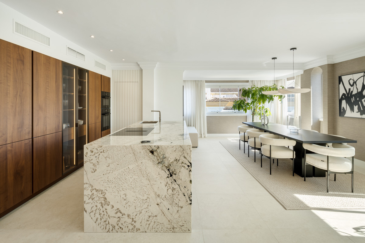 Appartement te koop in The Golden Mile | 5 slaapkamers H5413540